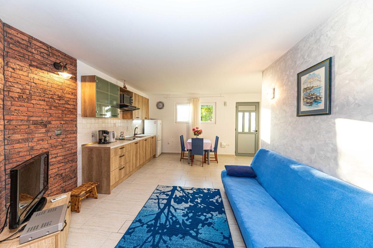 Rajcic Apartments Rogoznica  Eksteriør billede