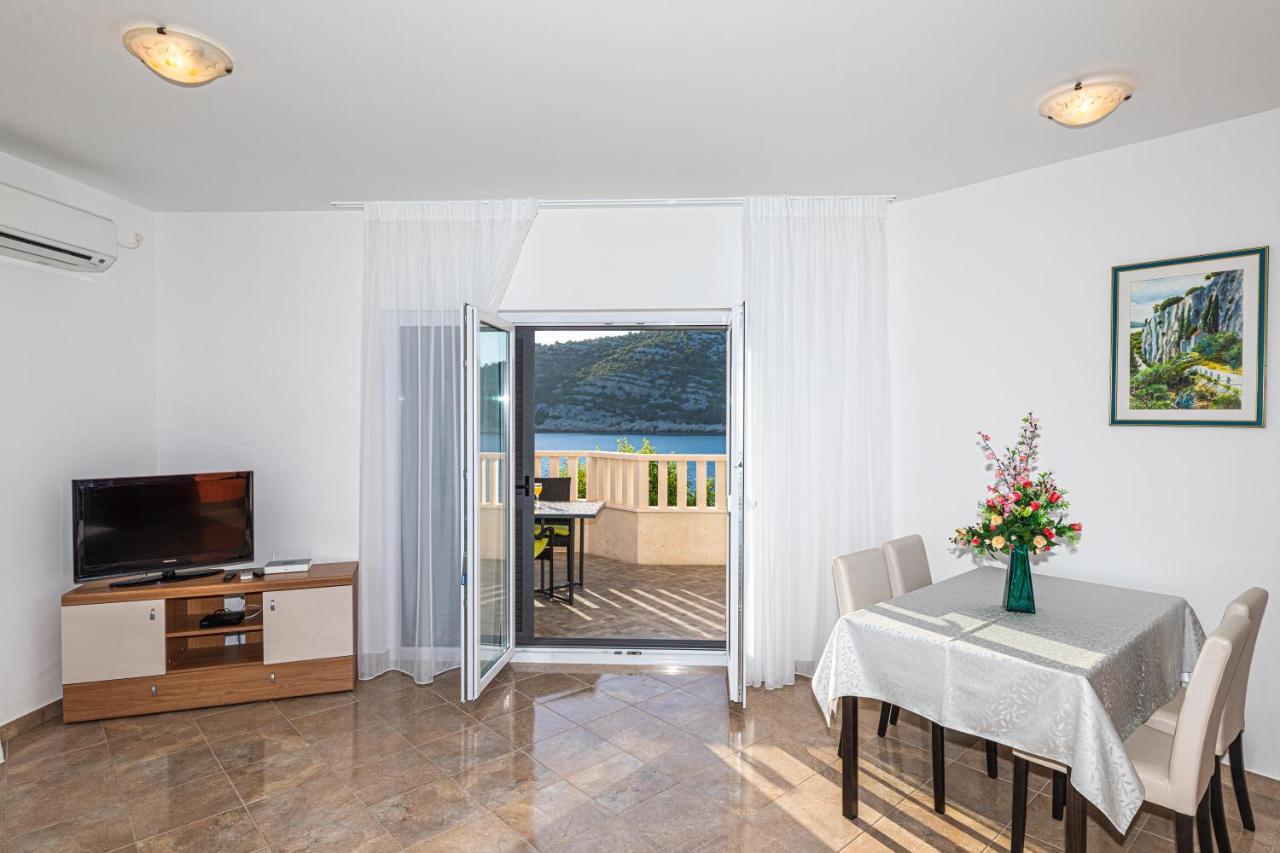 Rajcic Apartments Rogoznica  Eksteriør billede
