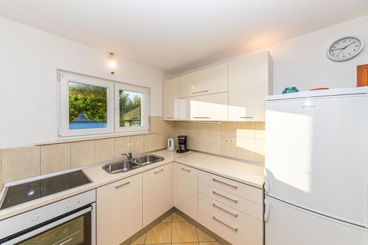 Rajcic Apartments Rogoznica  Eksteriør billede