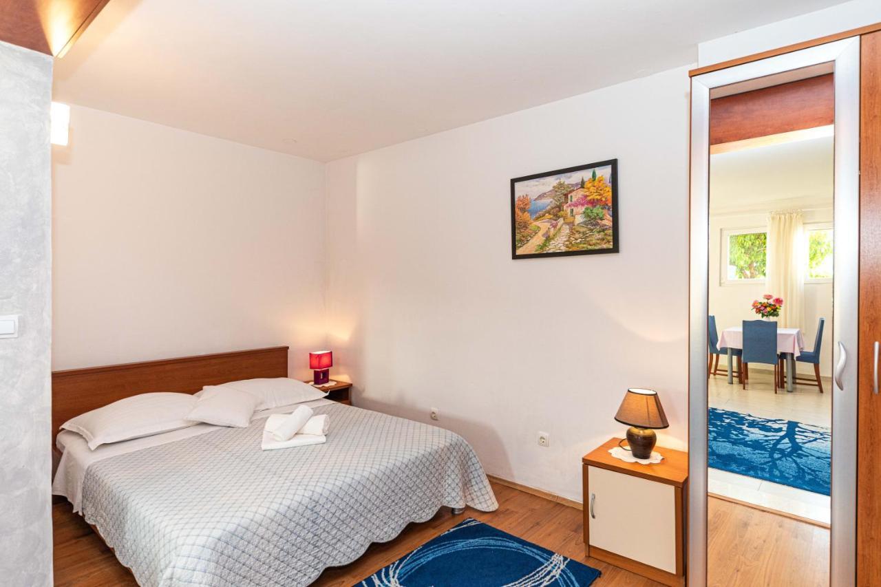 Rajcic Apartments Rogoznica  Eksteriør billede