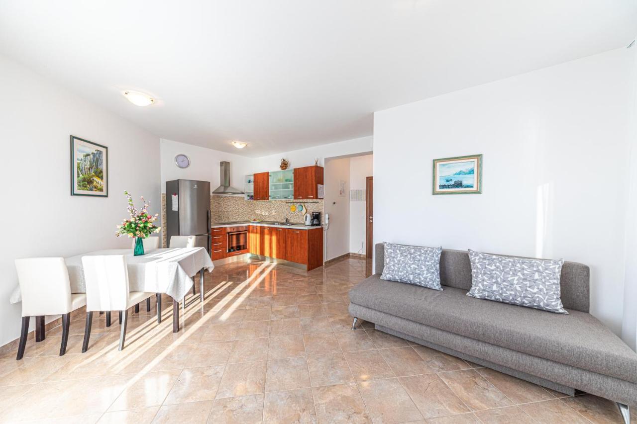 Rajcic Apartments Rogoznica  Eksteriør billede