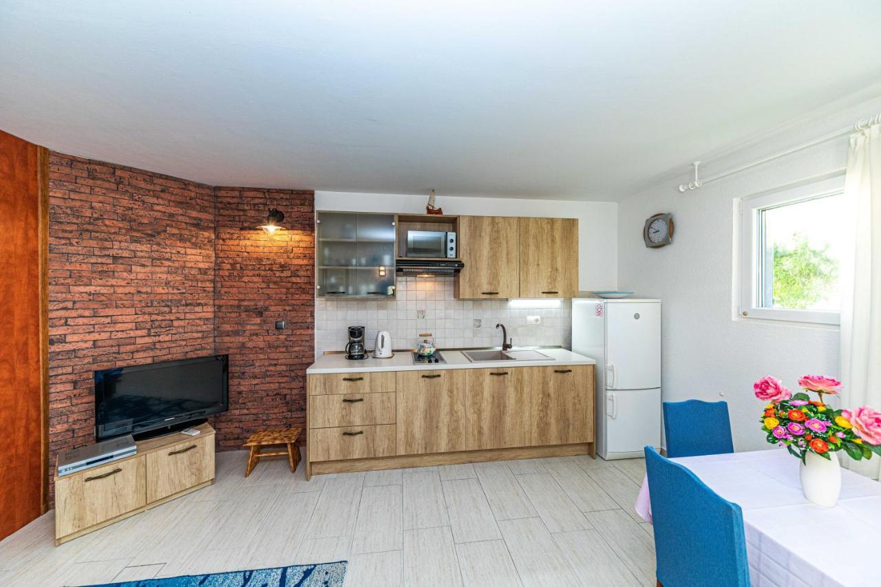 Rajcic Apartments Rogoznica  Eksteriør billede