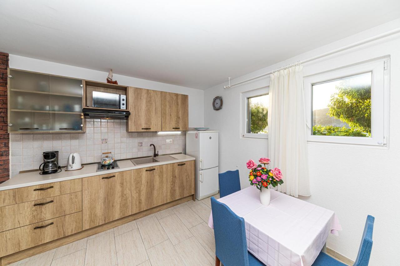 Rajcic Apartments Rogoznica  Eksteriør billede