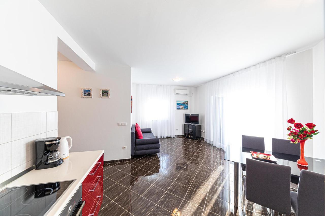 Rajcic Apartments Rogoznica  Eksteriør billede