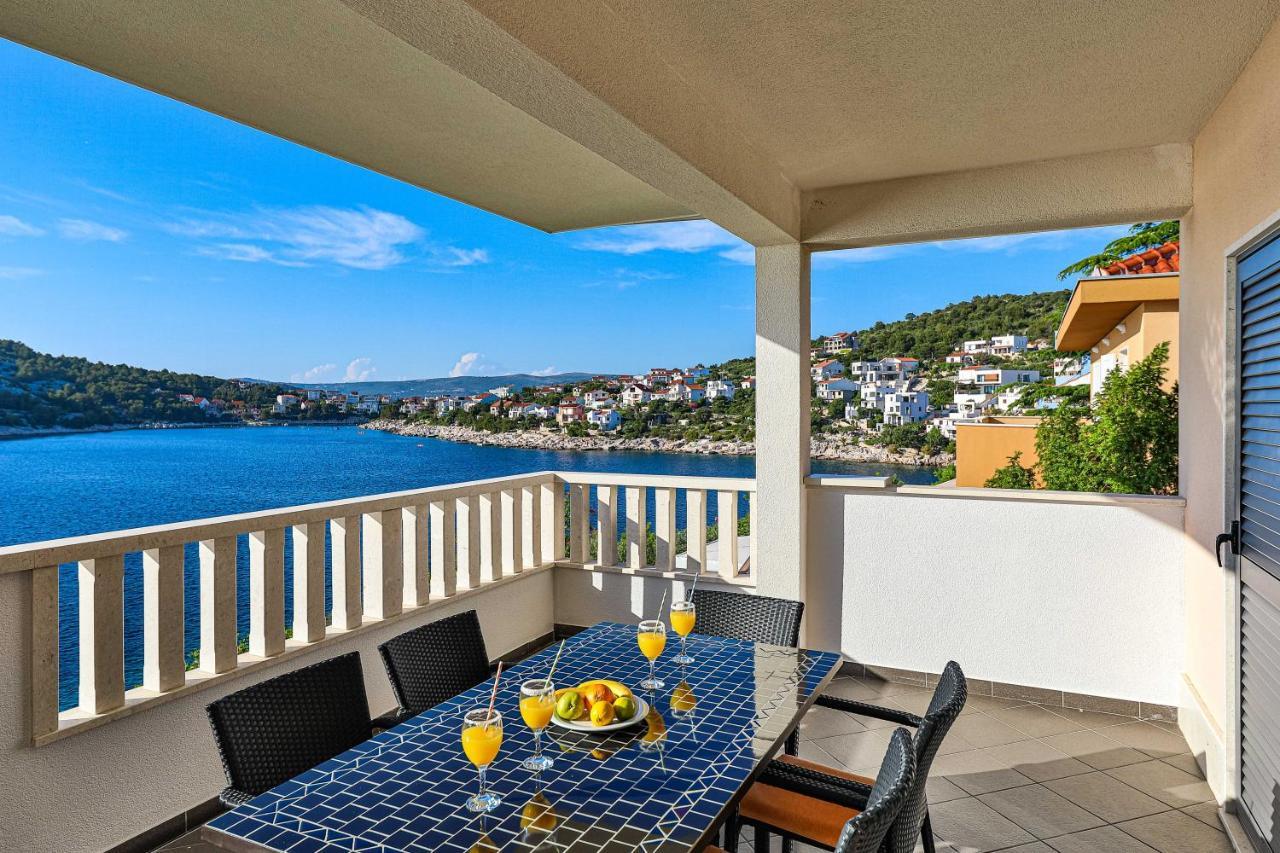Rajcic Apartments Rogoznica  Eksteriør billede